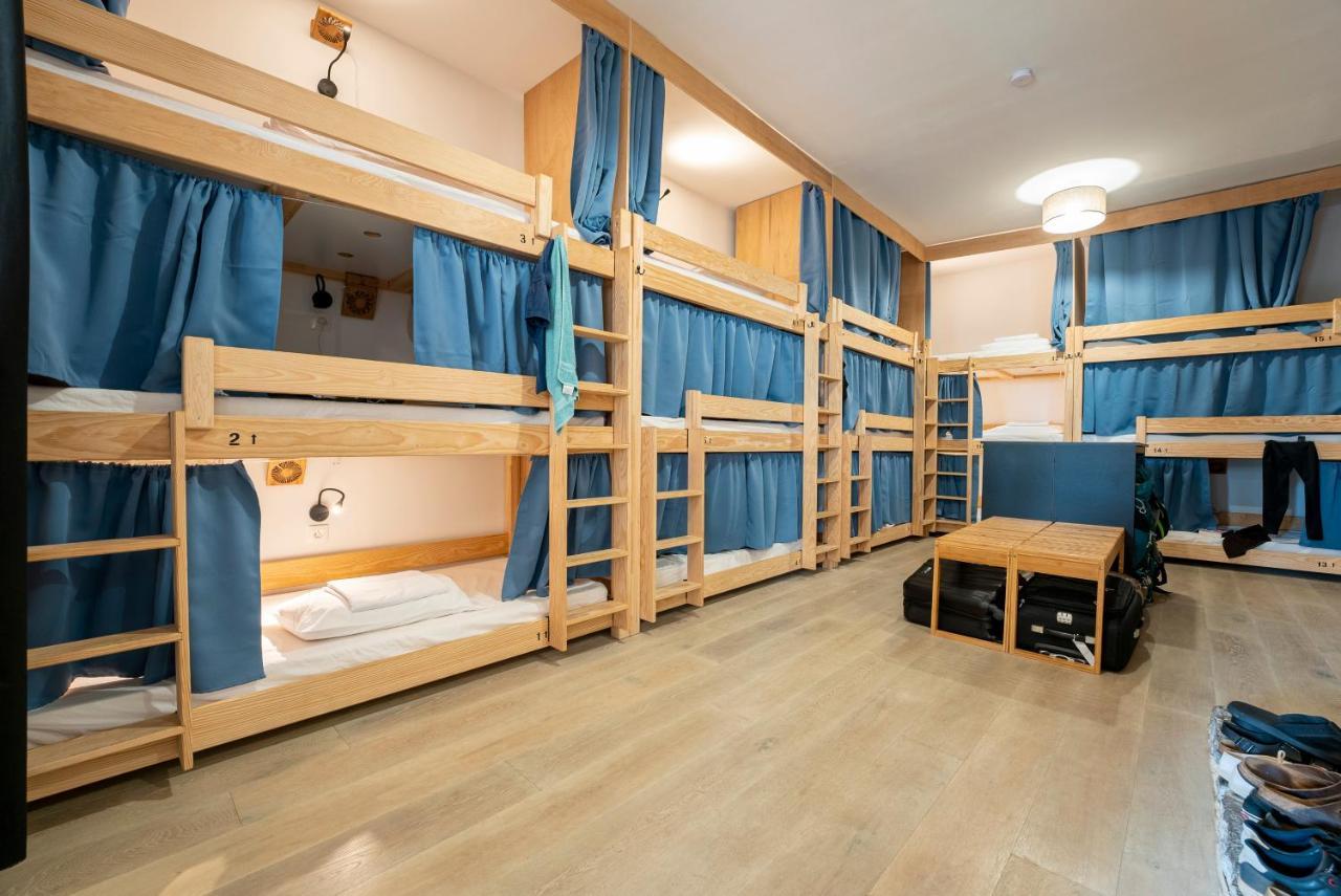 Garden - Utopy Hostel Biarritz Eksteriør billede